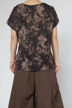 Blusa Relieve Floral Lazada Kimono Marrón | Wendy Trendy