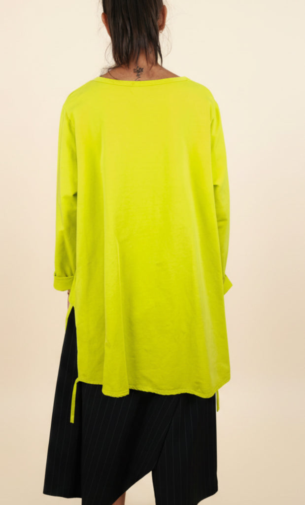 Camiseta Wendy Trendy Asimétrica con Picos Laterales