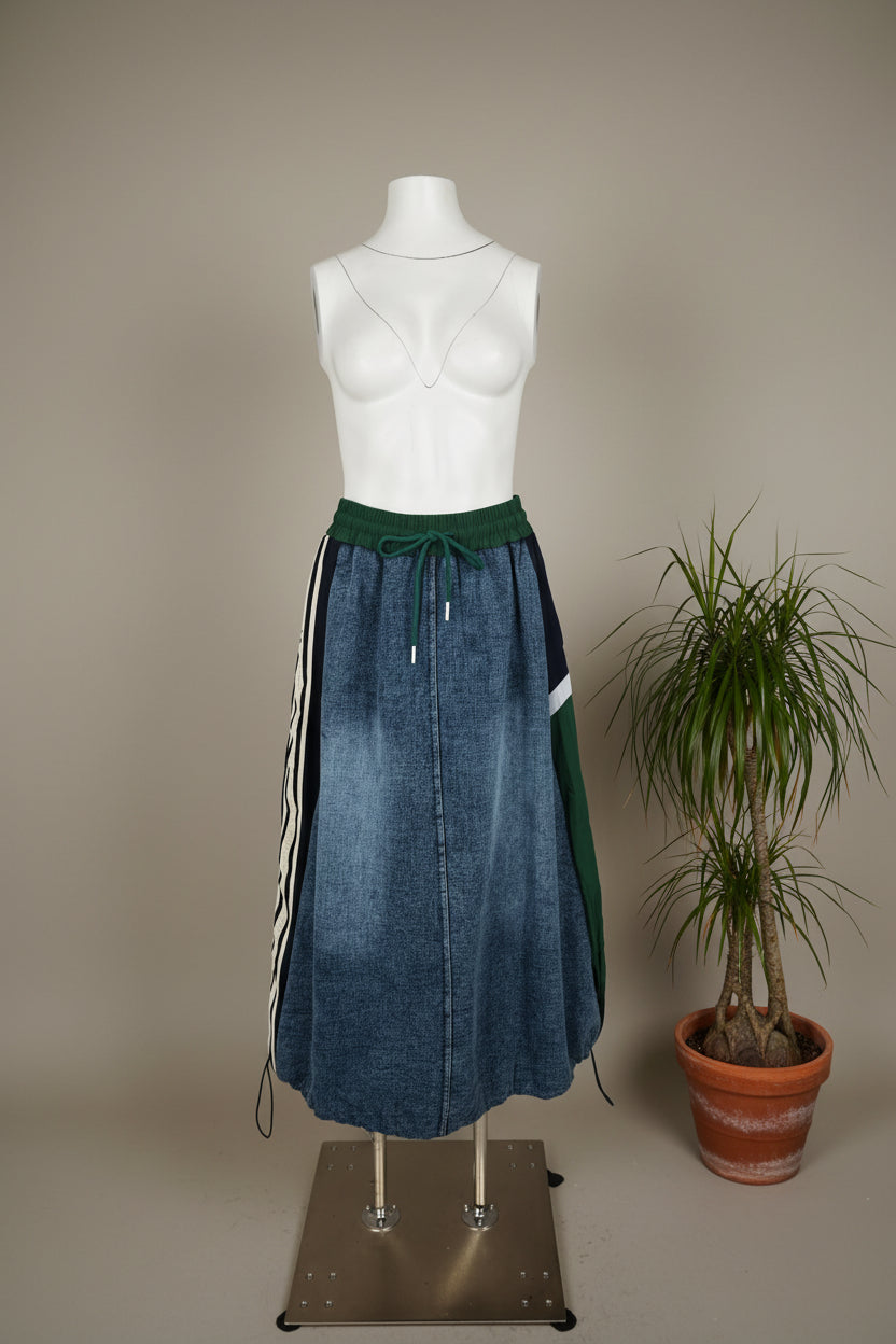 Falda Midi Vaquera Rayas Deportivas Panel Color | Nefelibata