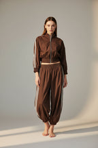 Conjunto JOT Milano Marrón Rayas Blancas