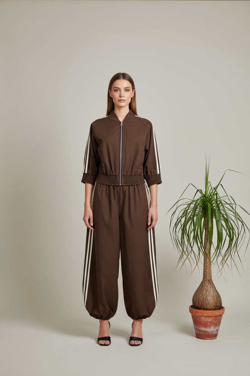 Conjunto JOT Milano Marrón Rayas Blancas