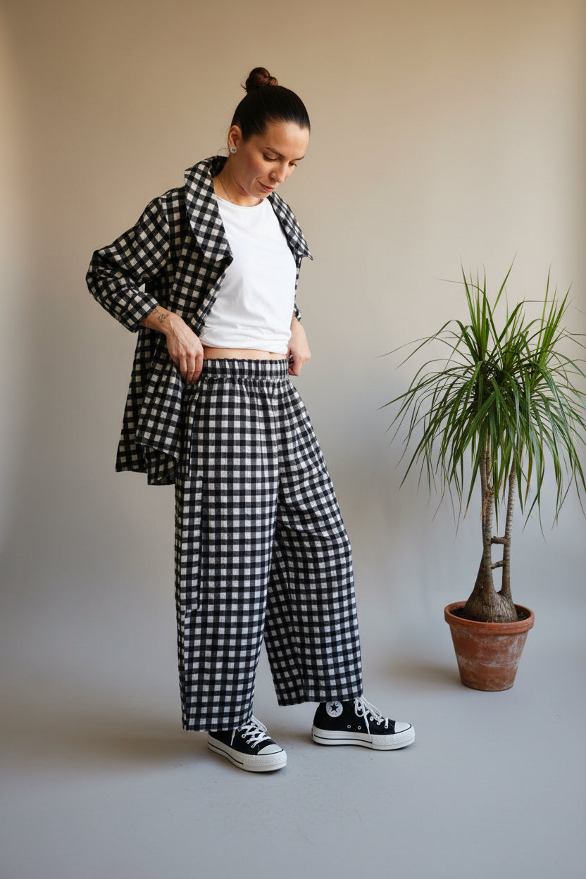 Pantalón Cargo Vichy Maxi Negro Blanco | Wendy Trendy