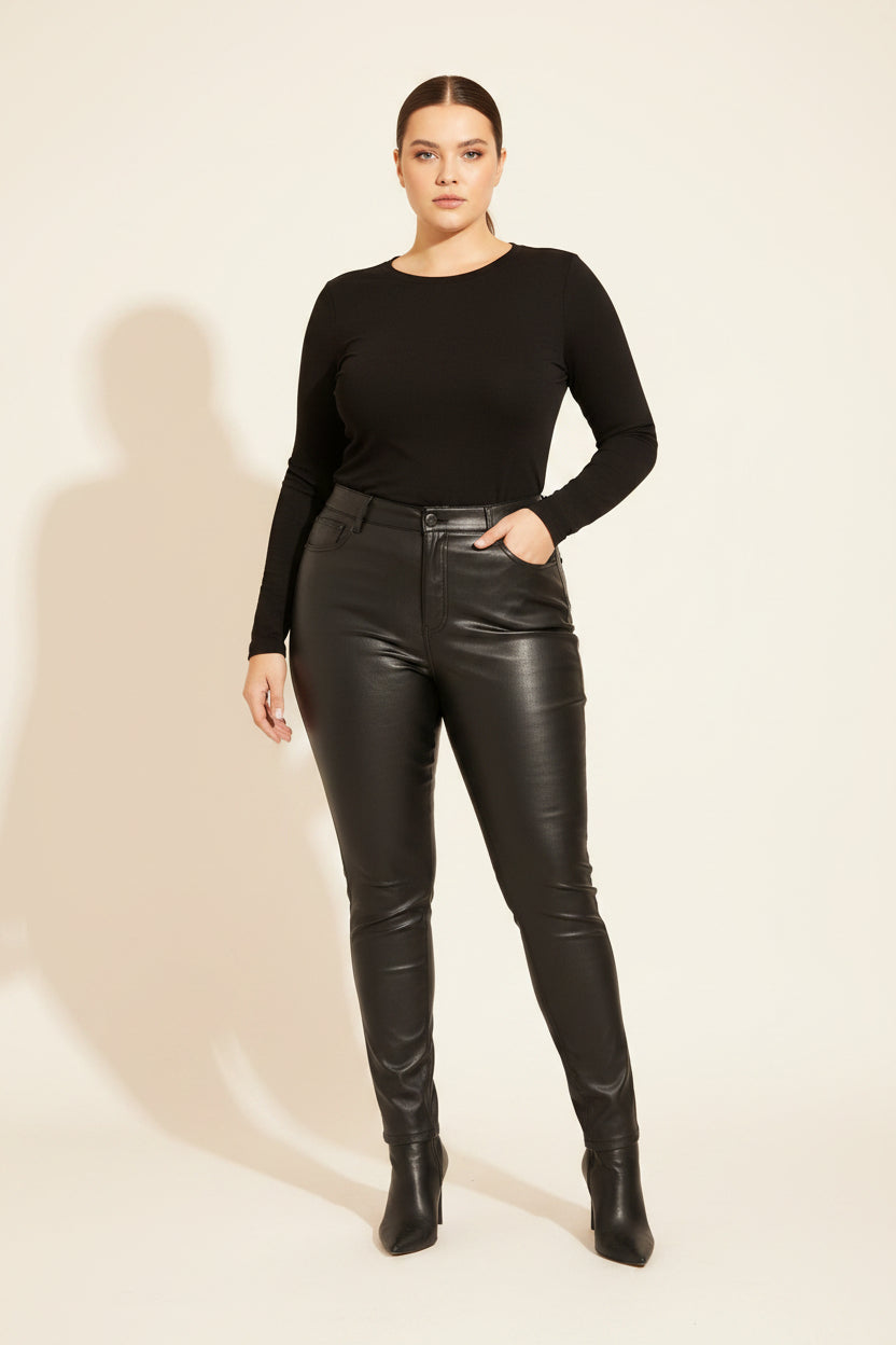 Pantalón Pitillo Polipiel Negro Cinturilla Alta Curvy | YOLYKKE