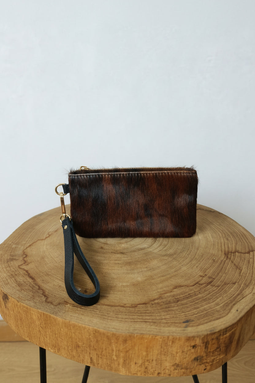 Monedero Clutch 100% Cuero Pelo Animal Print Asa Muñeca | YOLYKKE