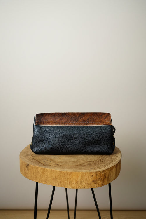 Bolso Bandolera 100% Cuero Potro Pelo Solapa Asa Larga | YOLYKKE