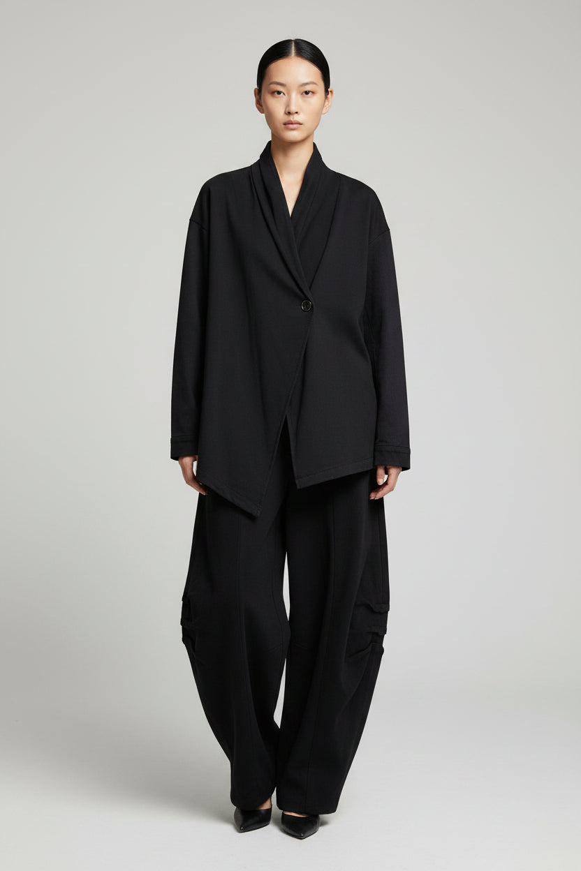Pantalón Cargo Wide Leg Negro Bolsillos Solapa | YOLYKKE