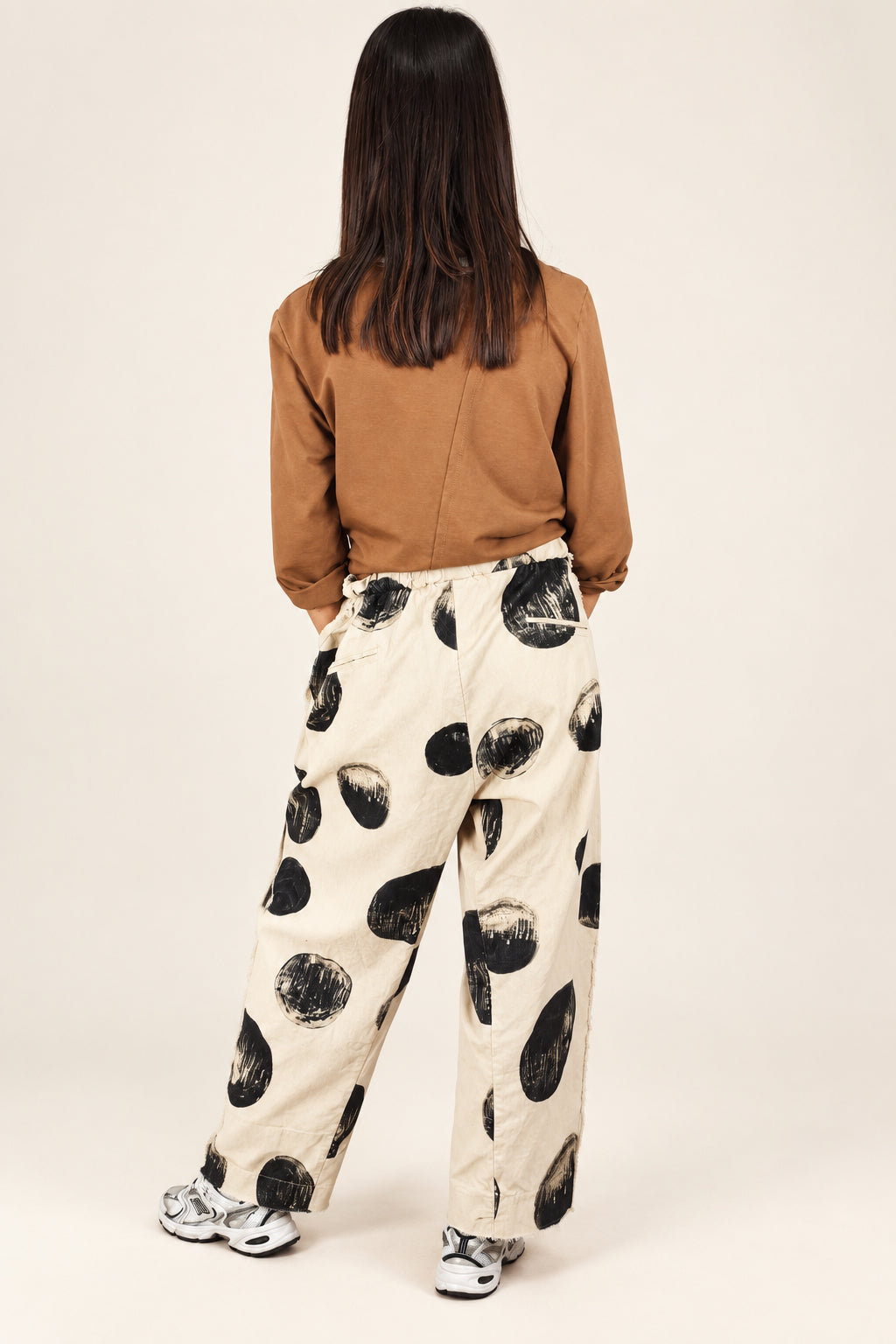 Pantalón de micro pana de algodón con lunares
