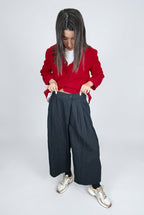 Pantalón de rayas finas con solapa Wendy Trendy