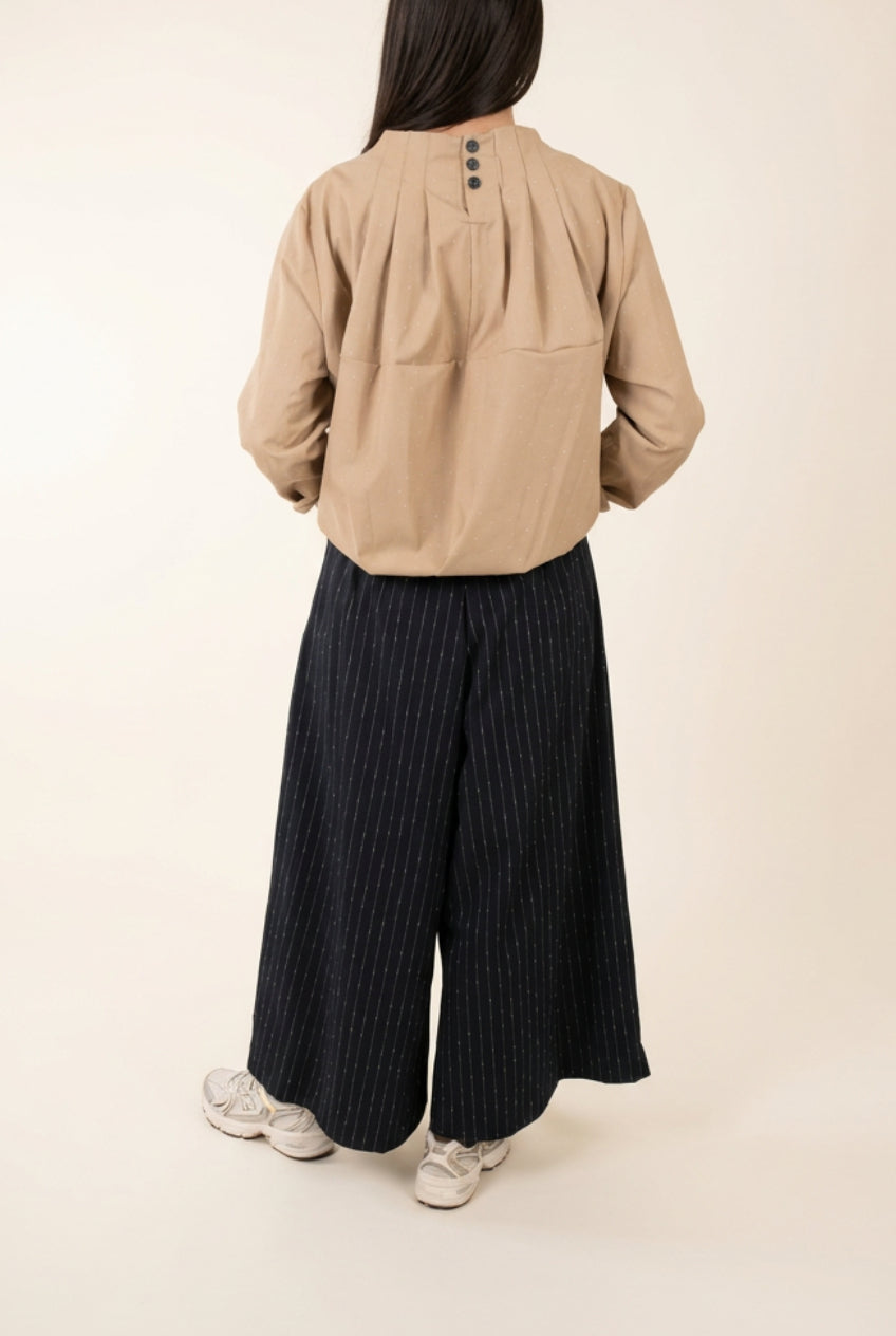 Blusa de cuello con volantes Wendy Trendy