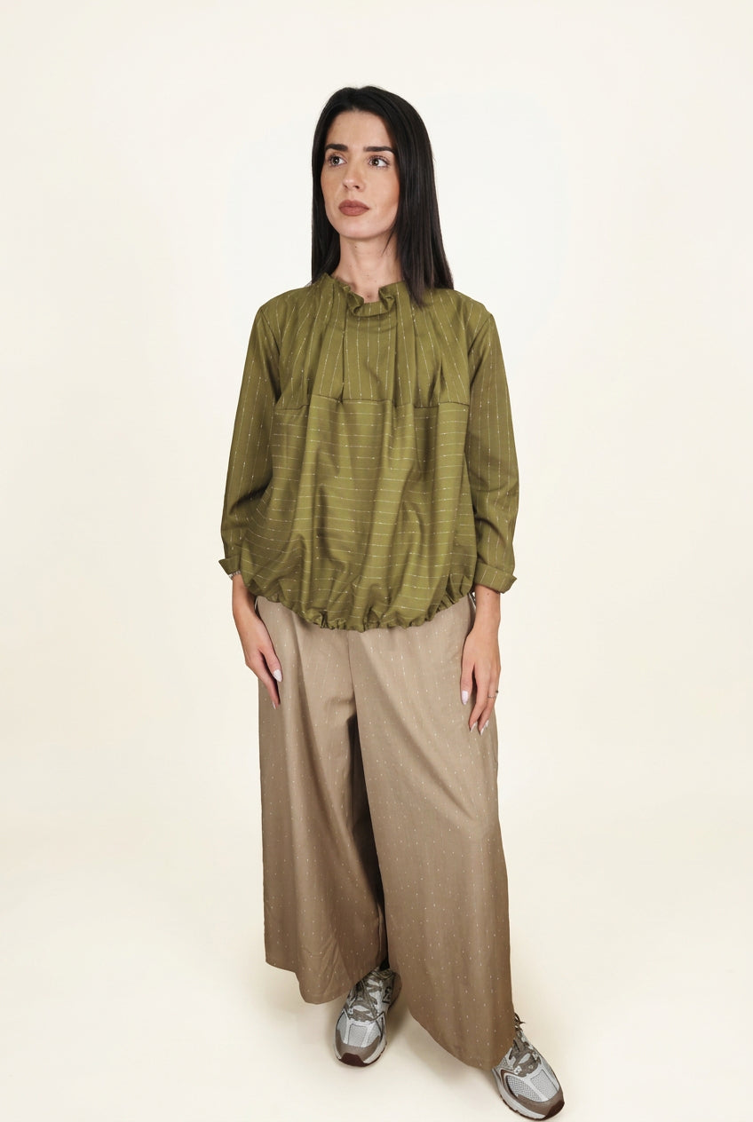 Blusa de cuello con volantes Wendy Trendy