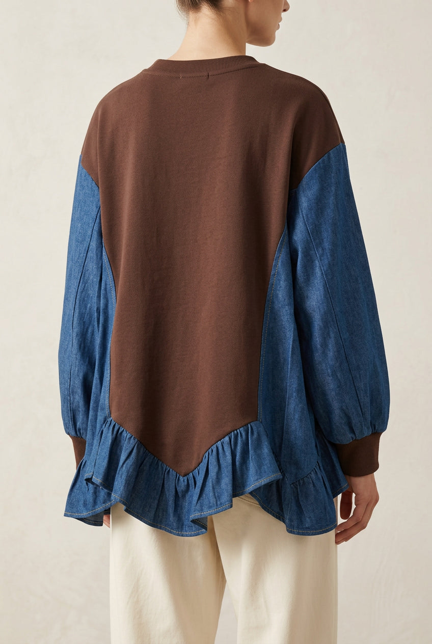 Camiseta Combinada con Vaquero y Cuello de Pedrería y Perlas | Nefelibata