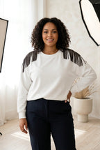 Sudadera con flecos brillantes Yolykke Curvy