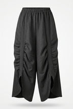 Pantalón amplio de raya diplomática con frunces