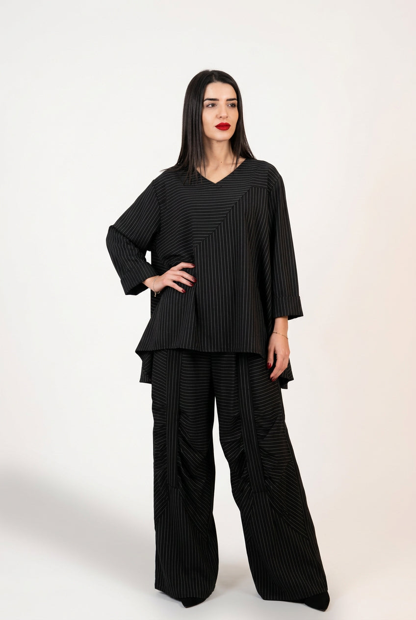Blusa asimétrica de raya diplomática