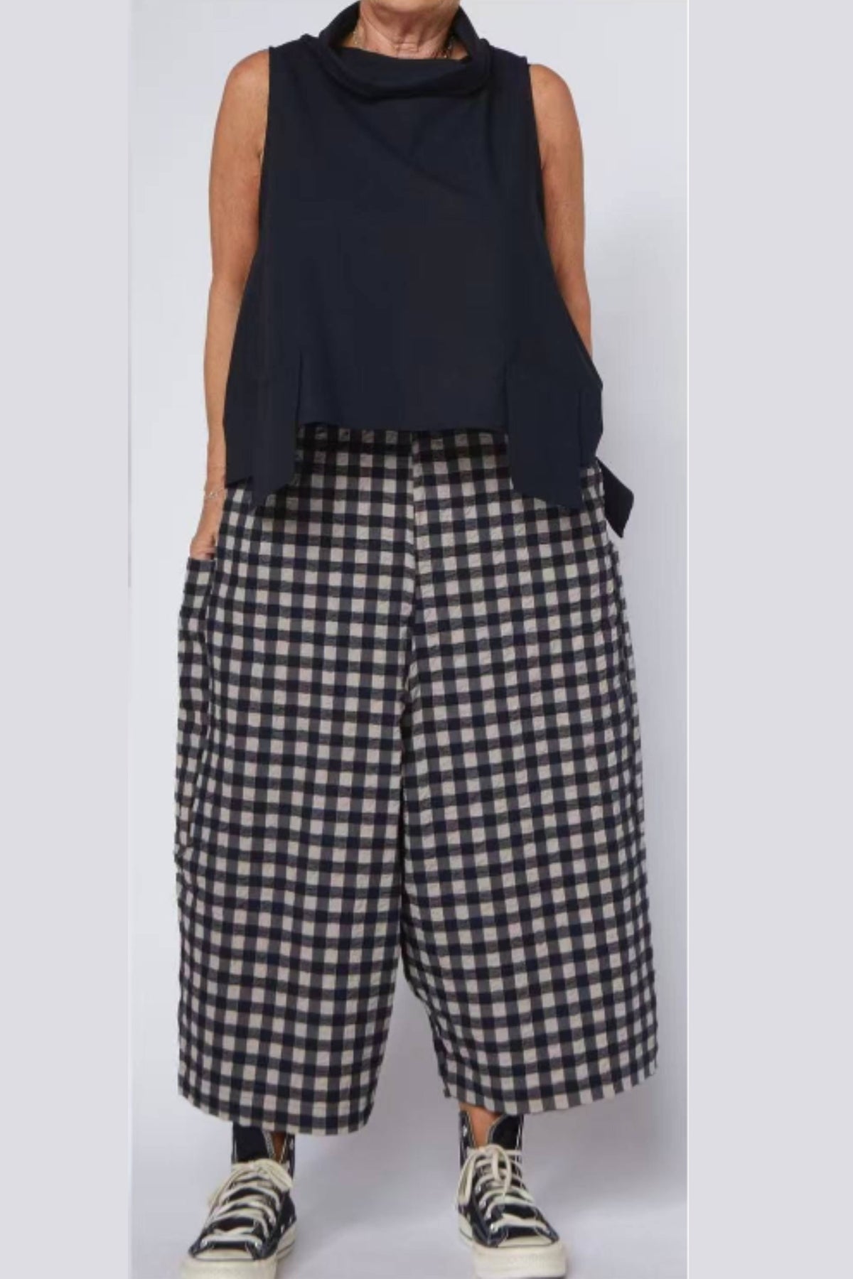 Pantalón Cargo Vichy Maxi Negro Blanco | Wendy Trendy