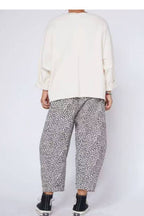 Pantalón Micropana Leopardo Blanco Negro Cintura Elástica | Wendy Trendy