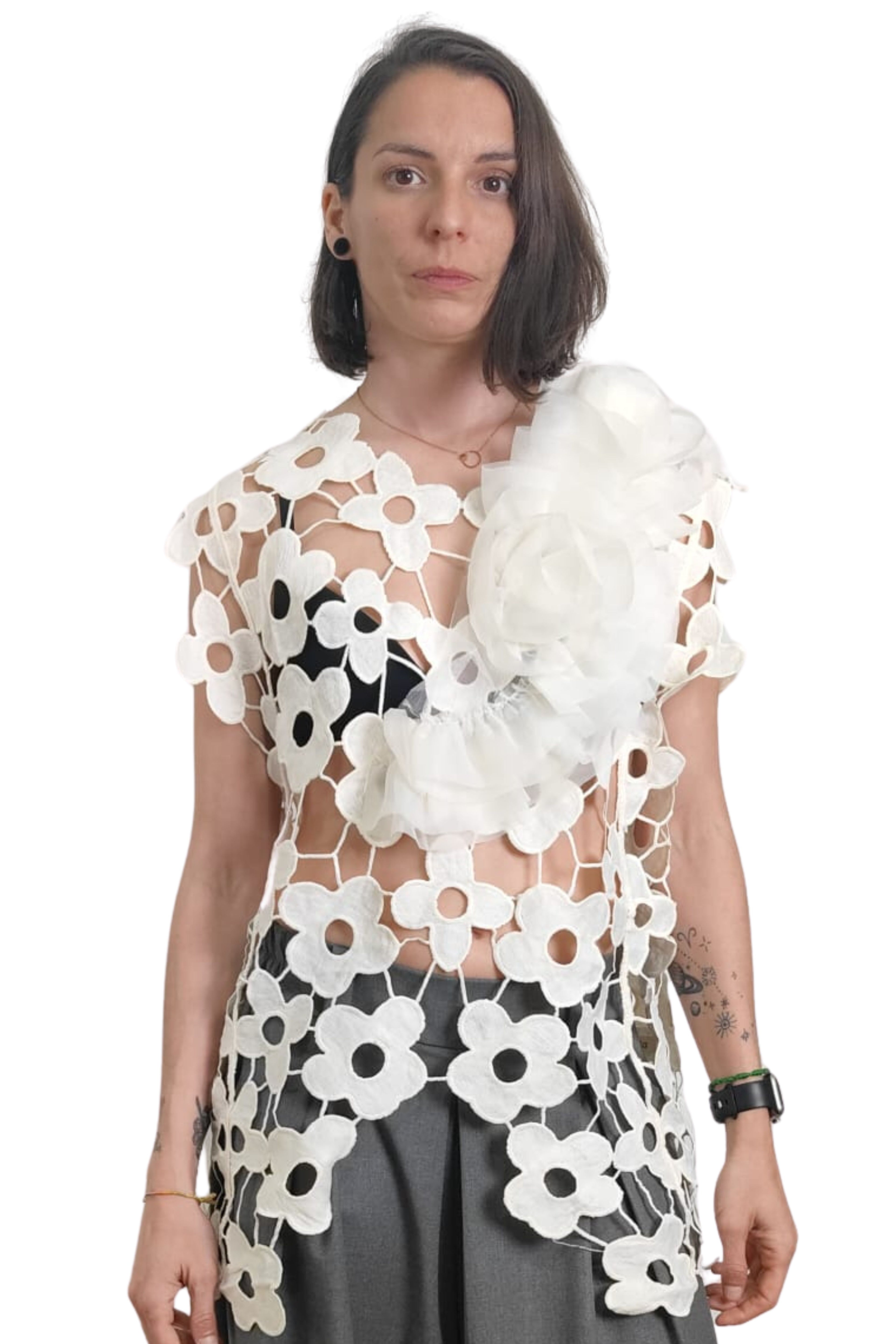 Camiseta Red Blanca Flores Tul - Nefelibata