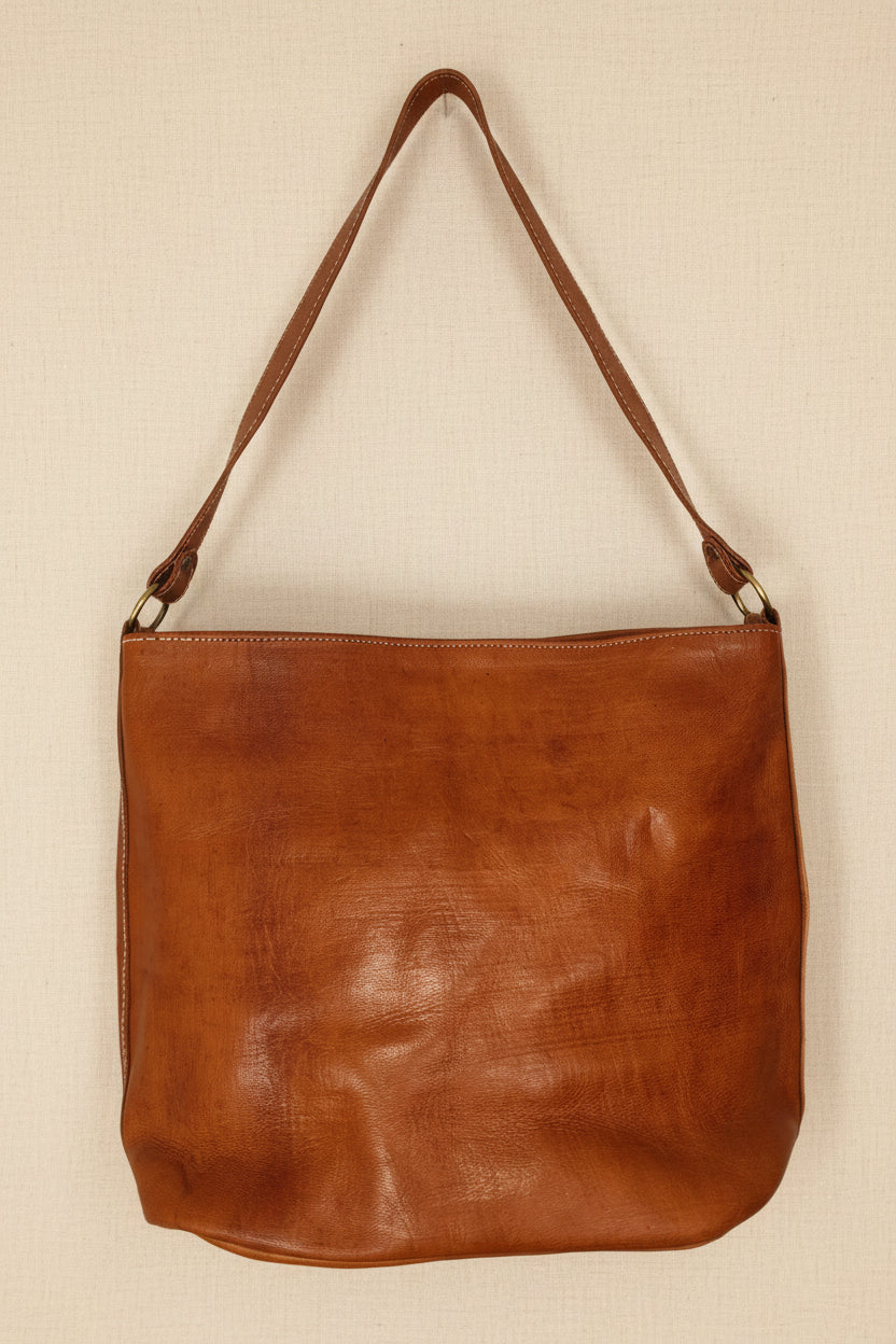Bolso Tote Piel Italiana Hebillas Doradas Camel | YOLYKKE
