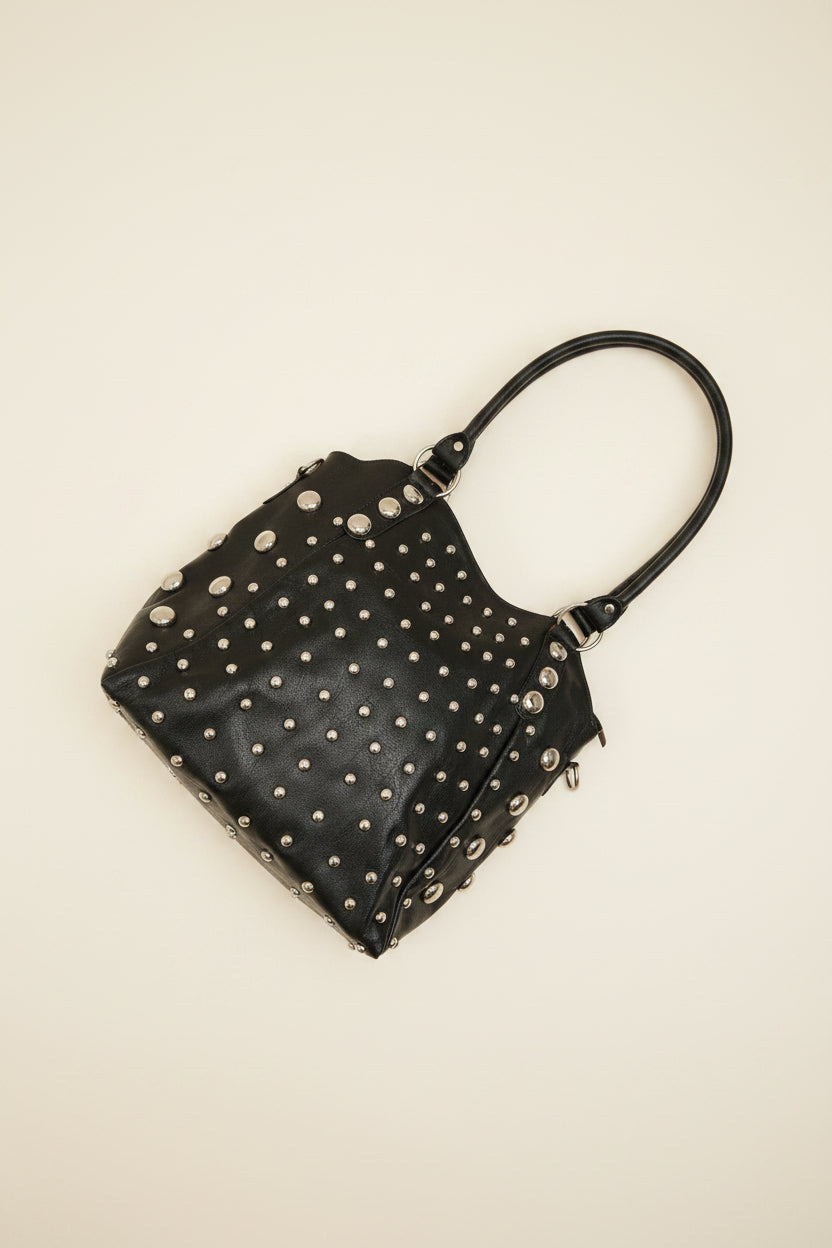 Bolso Tote Grande Piel Italiana Tachuelas Plateadas Negro | YOLYKKE