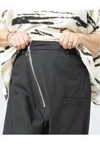 Pantalón Cremallera Cruzada Wendy Trendy