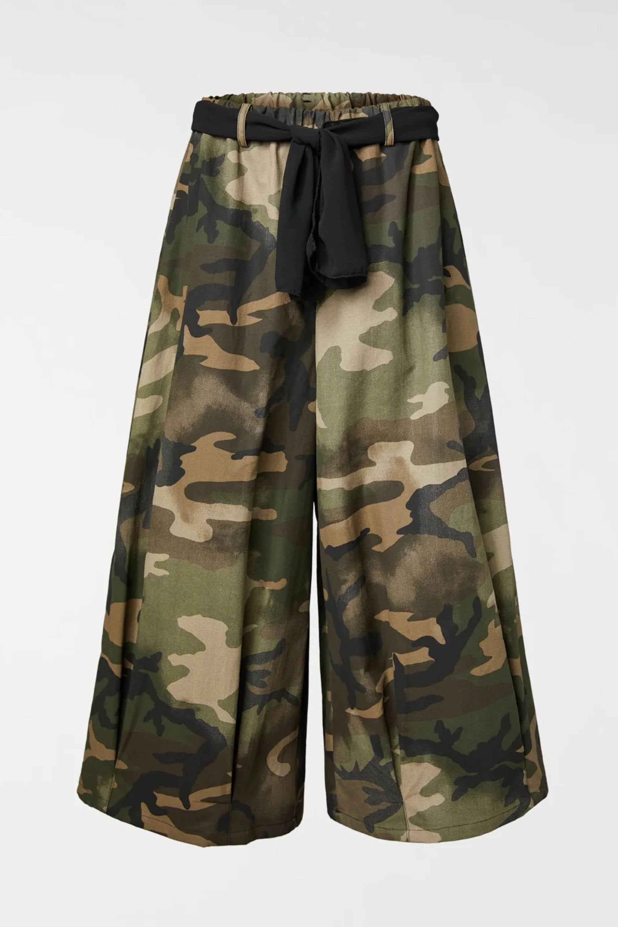Pantalón Palazzo Camuflaje Militar Pantacourt | Wendy Trendy