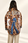 Blazer kimono acolchado estampado leopardo YOLYKKE