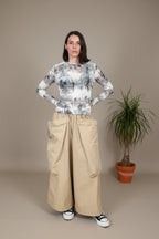 Top Malla Transparente Texto Gris