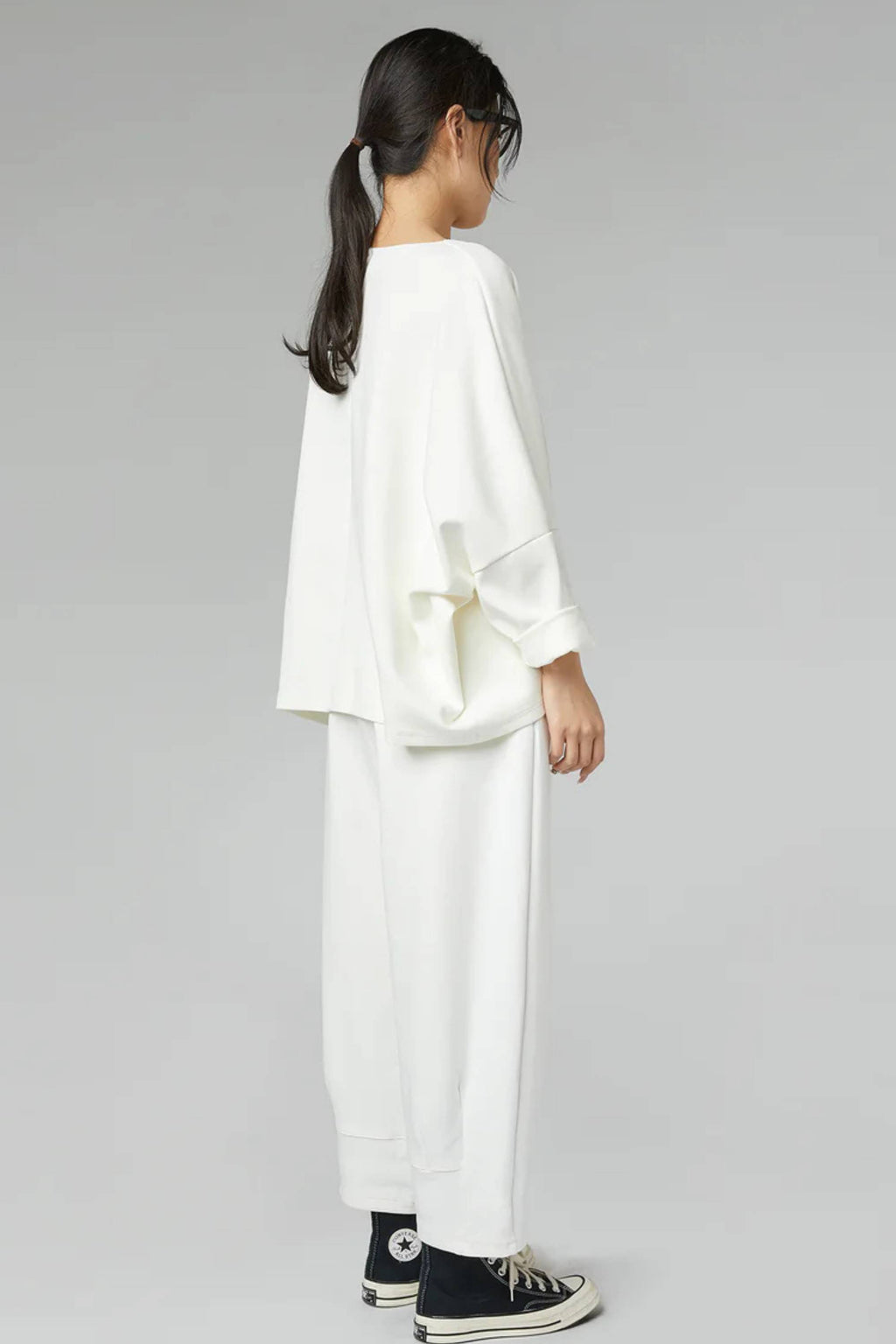 Top Neopreno Fino Bajo Asimétrico Puño Vuelto | Wendy Trendy