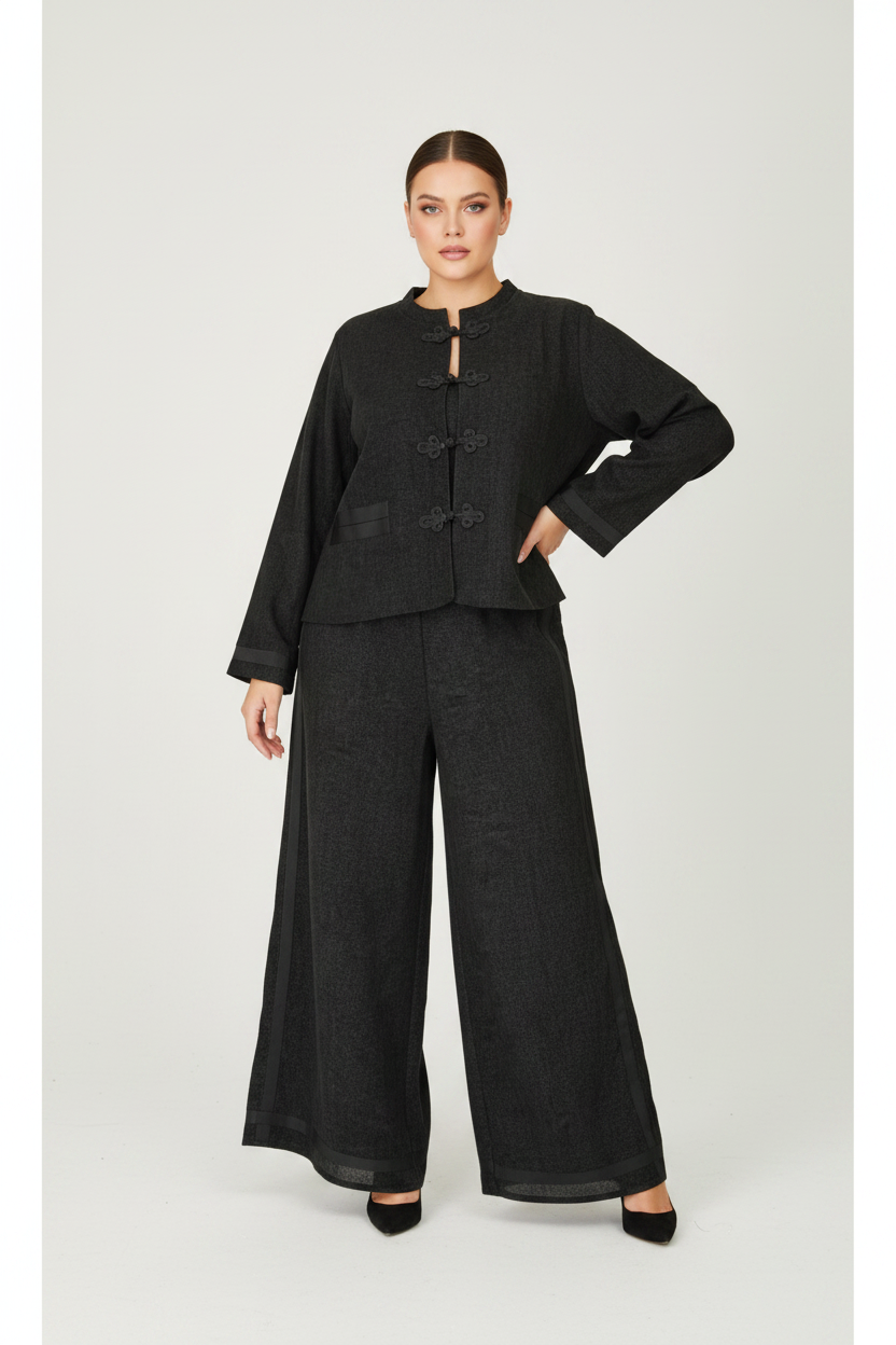 Pantalón Palazzo Jacquard Negro Franja Satén Lateral Curvy | YOLYKKE