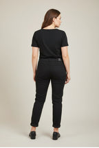 Vaquero Pitillo Elástico Negro Tallas Grandes | YOLYKKE Curvy