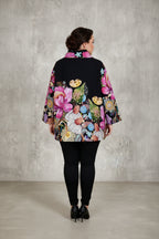 Chaqueta Cruzada Floral Maxi Cuello Chimenea Negro Tallas Grandes | YOLYKKE Curvy