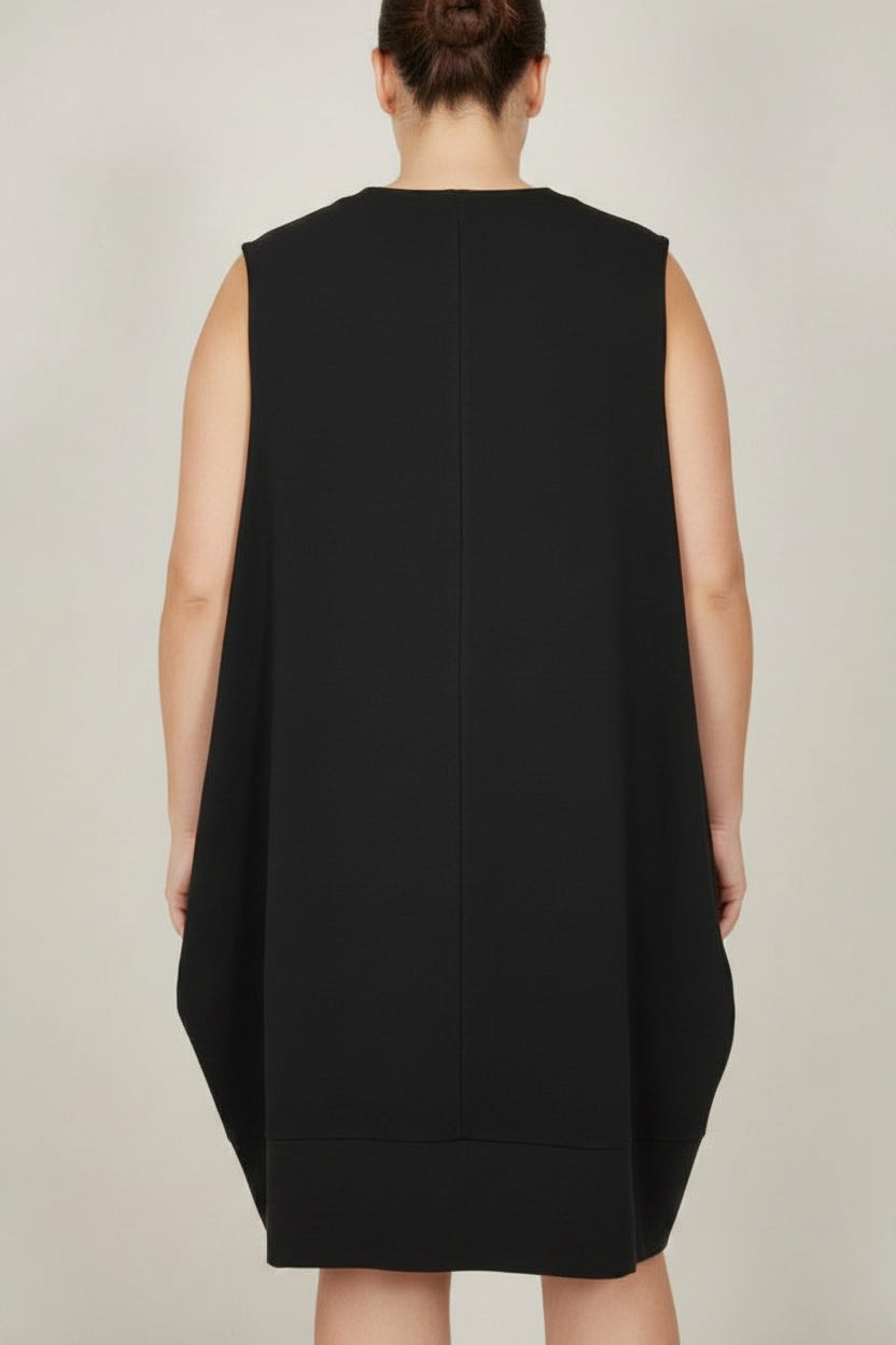 Chaleco Largo Asimétrico Botones Negro Tallas Grandes | YOLYKKE Curvy