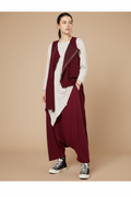Chaleco Largo Jacquard Crinkle Cremallera Asimétrica | Wendy Trendy