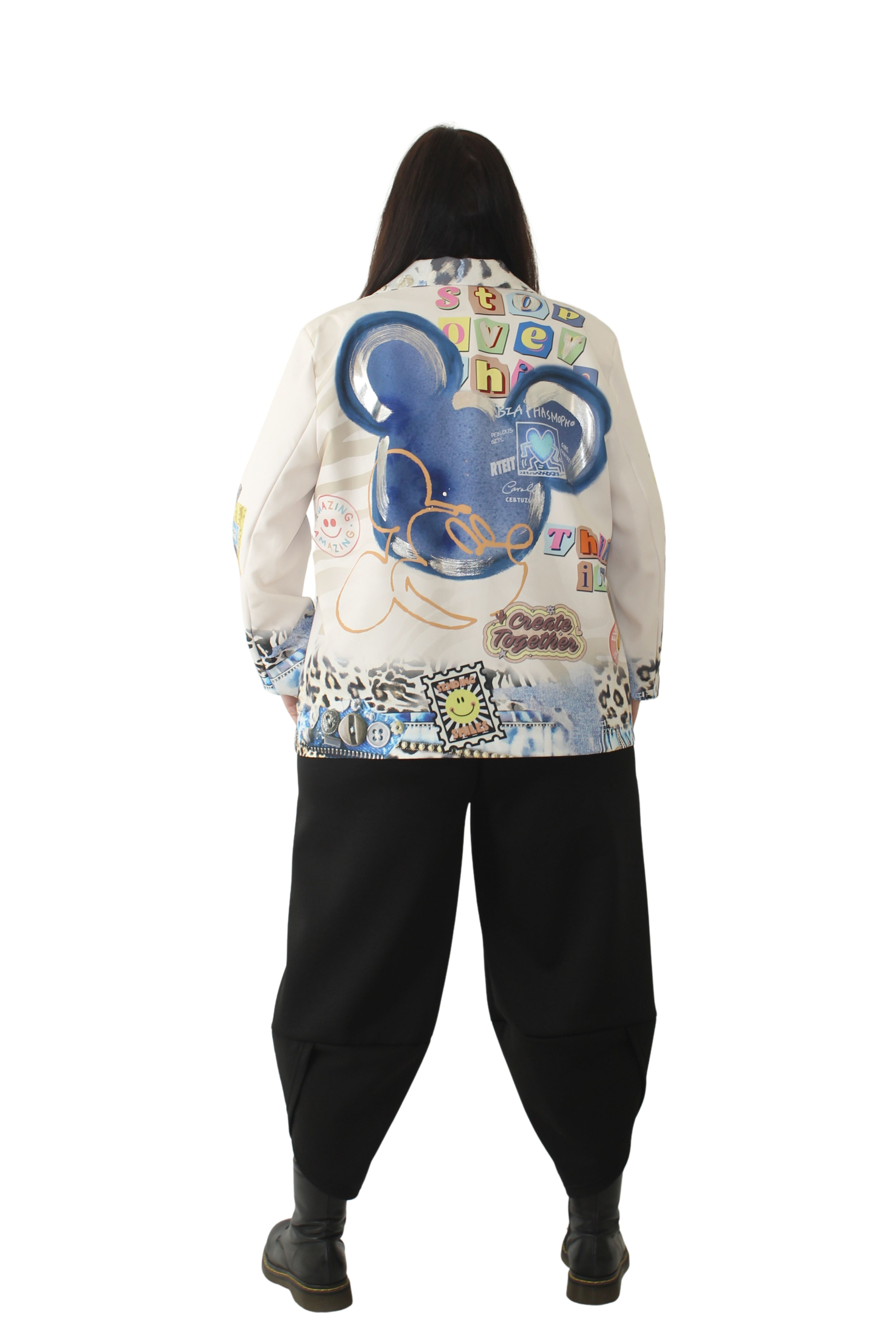 Blazer Multiestampado Mickey Azul Blanca Y Textos De Colores LYKKE