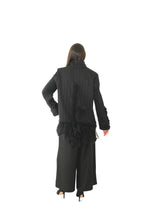 Chaqueta Negra Volantes Oriental - Wendy Trendy