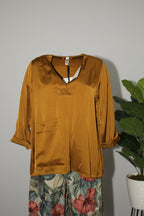 blusa de Wendy trendy satén ocre