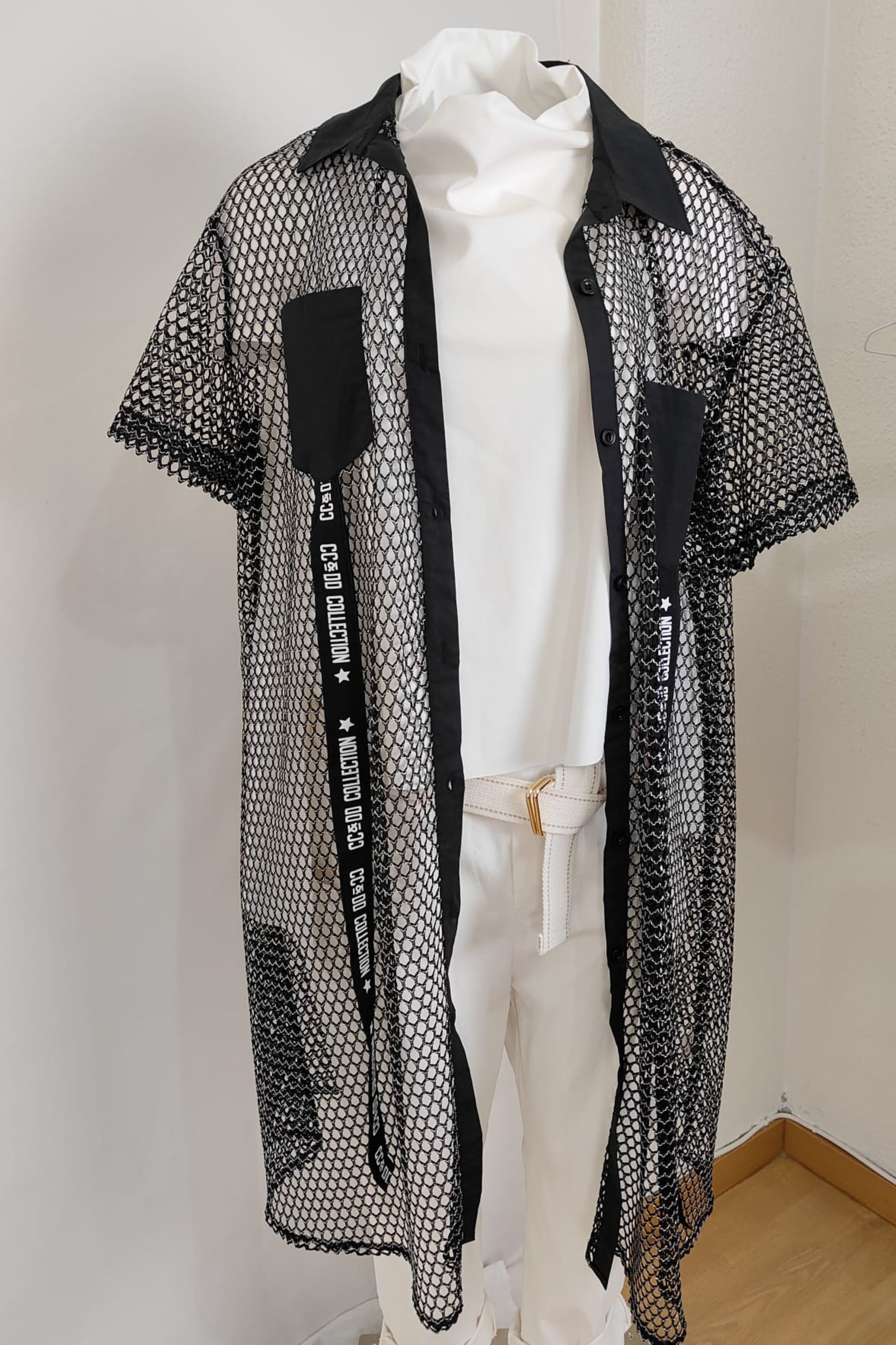 camisa de jot_milano red negra con vivo plateado