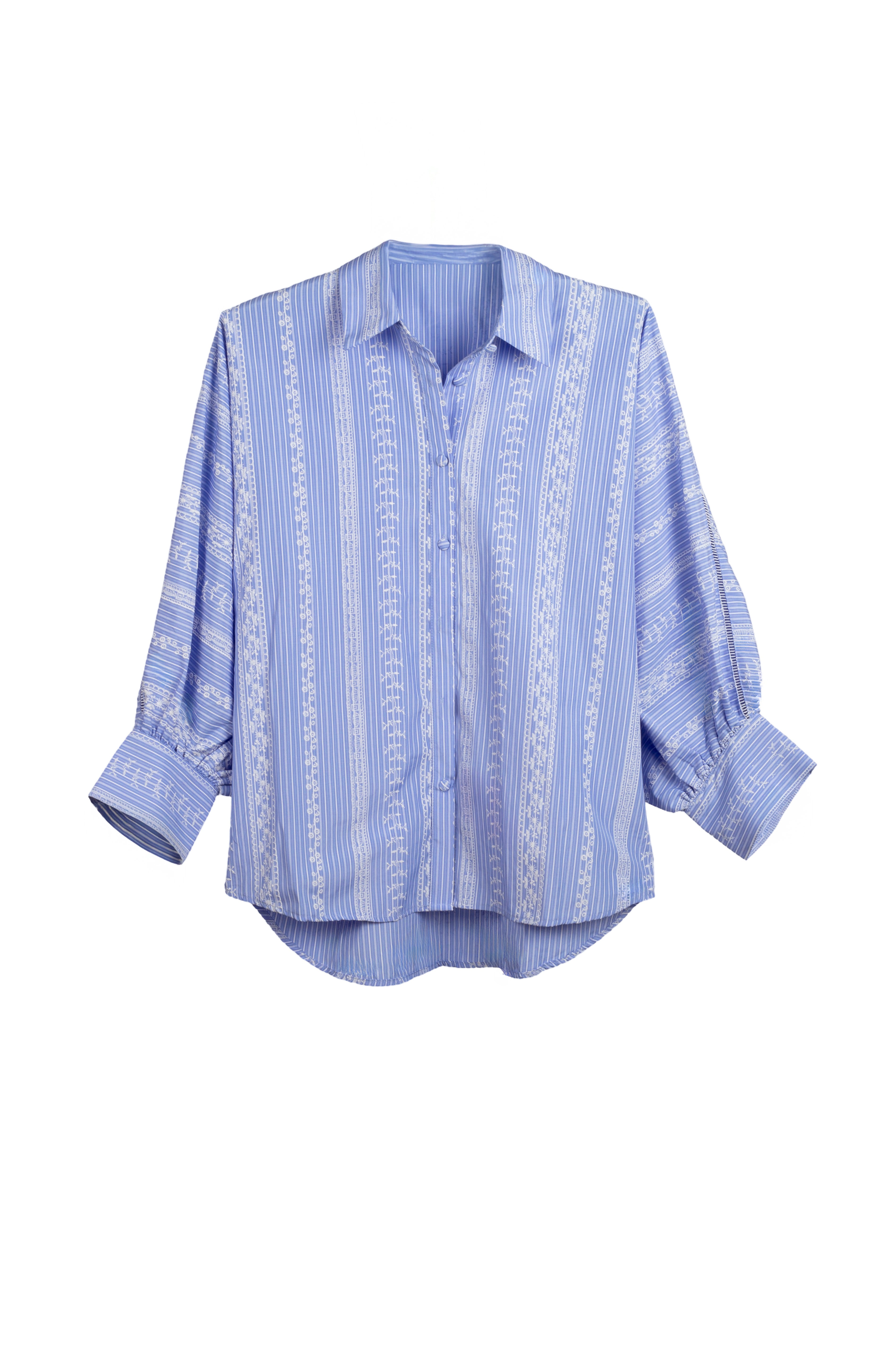 camisa oversice con mangas murciélago en azul con rayas