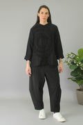 camisa wendy trendy con solapa de espiral cosida negra