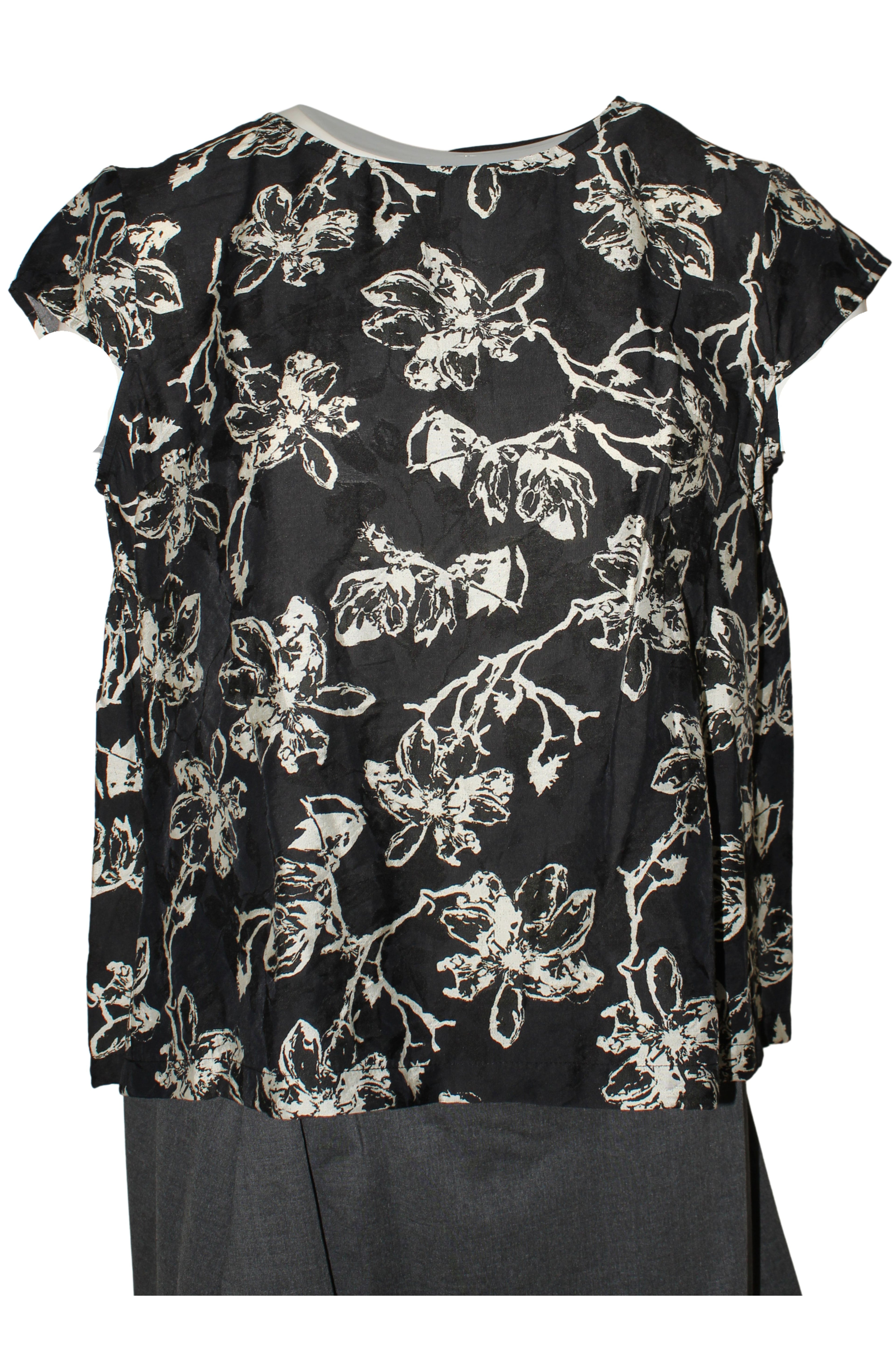 camiseta con botón wendy trendy estampado flores 