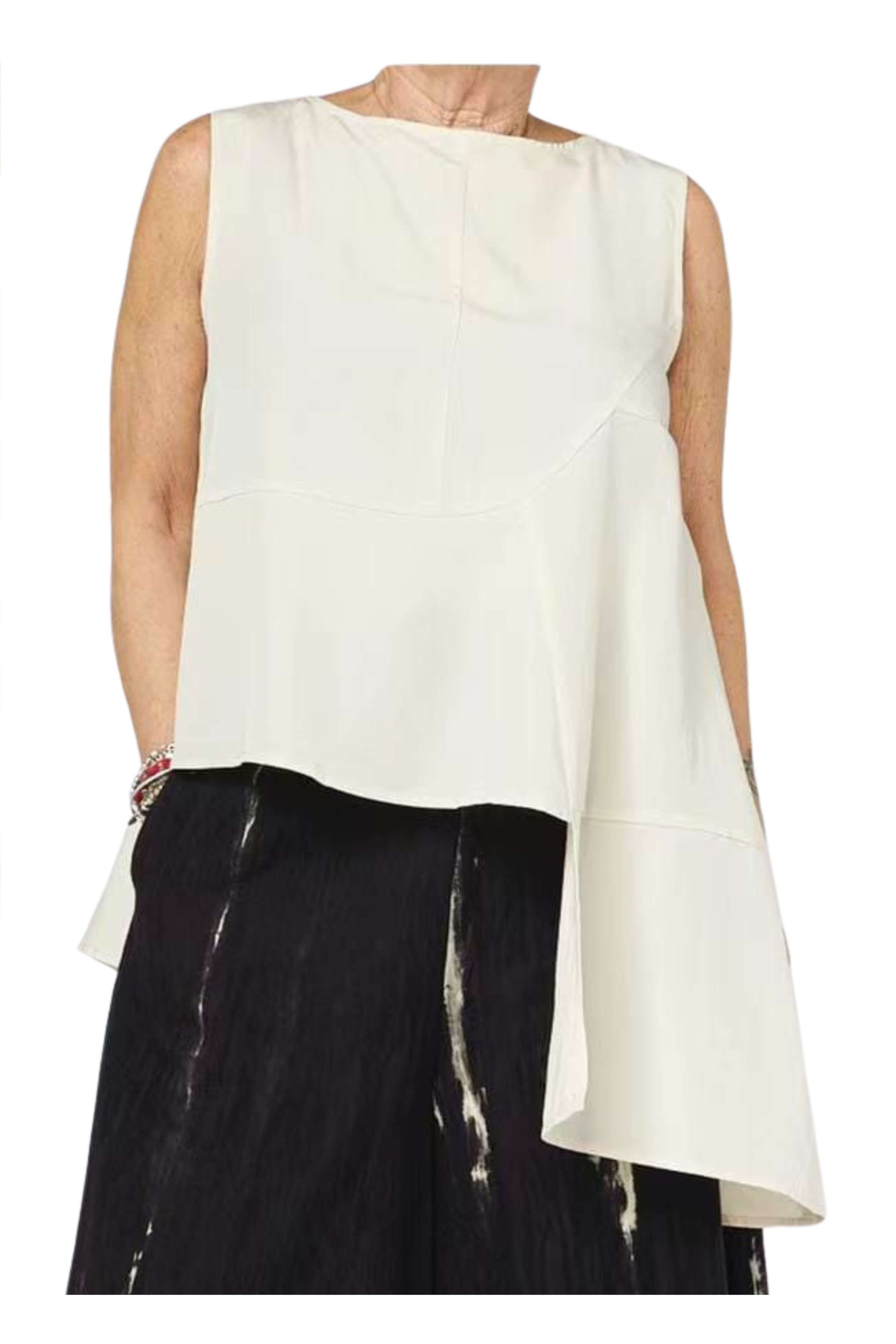 camiseta wendy trendy asimetrica en beige sin mangas