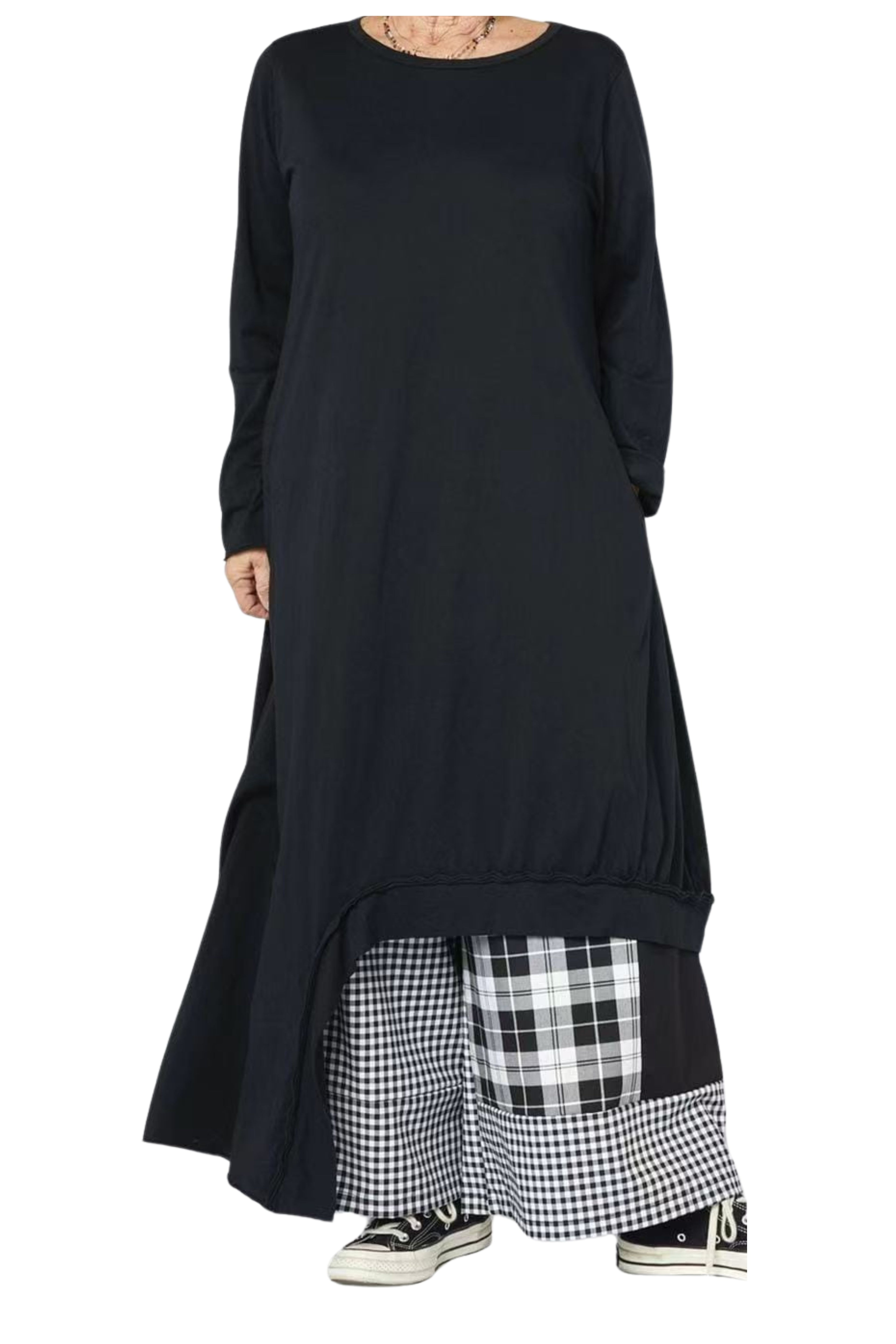 camiseta larga con bolsillos asimetrica