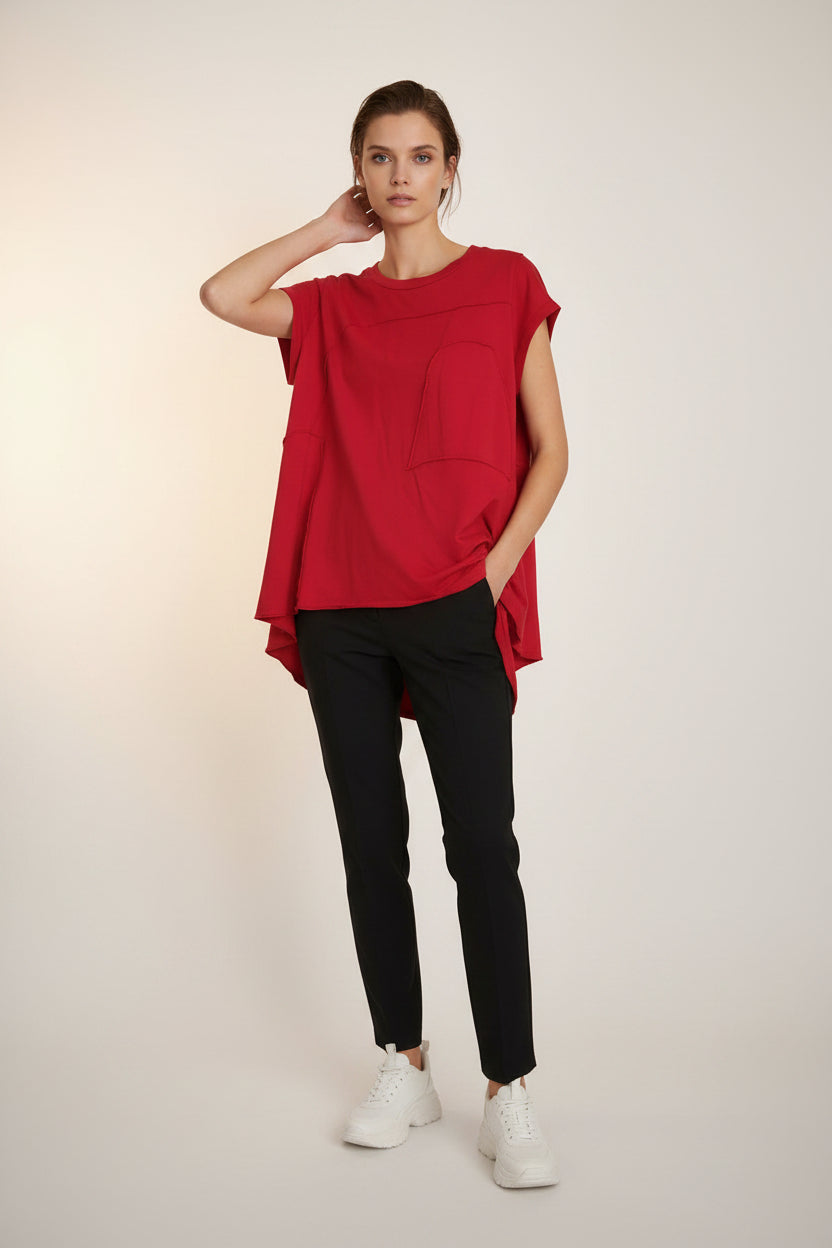 camiseta con detalle de bolsillos boca abajo  de wendy trendy