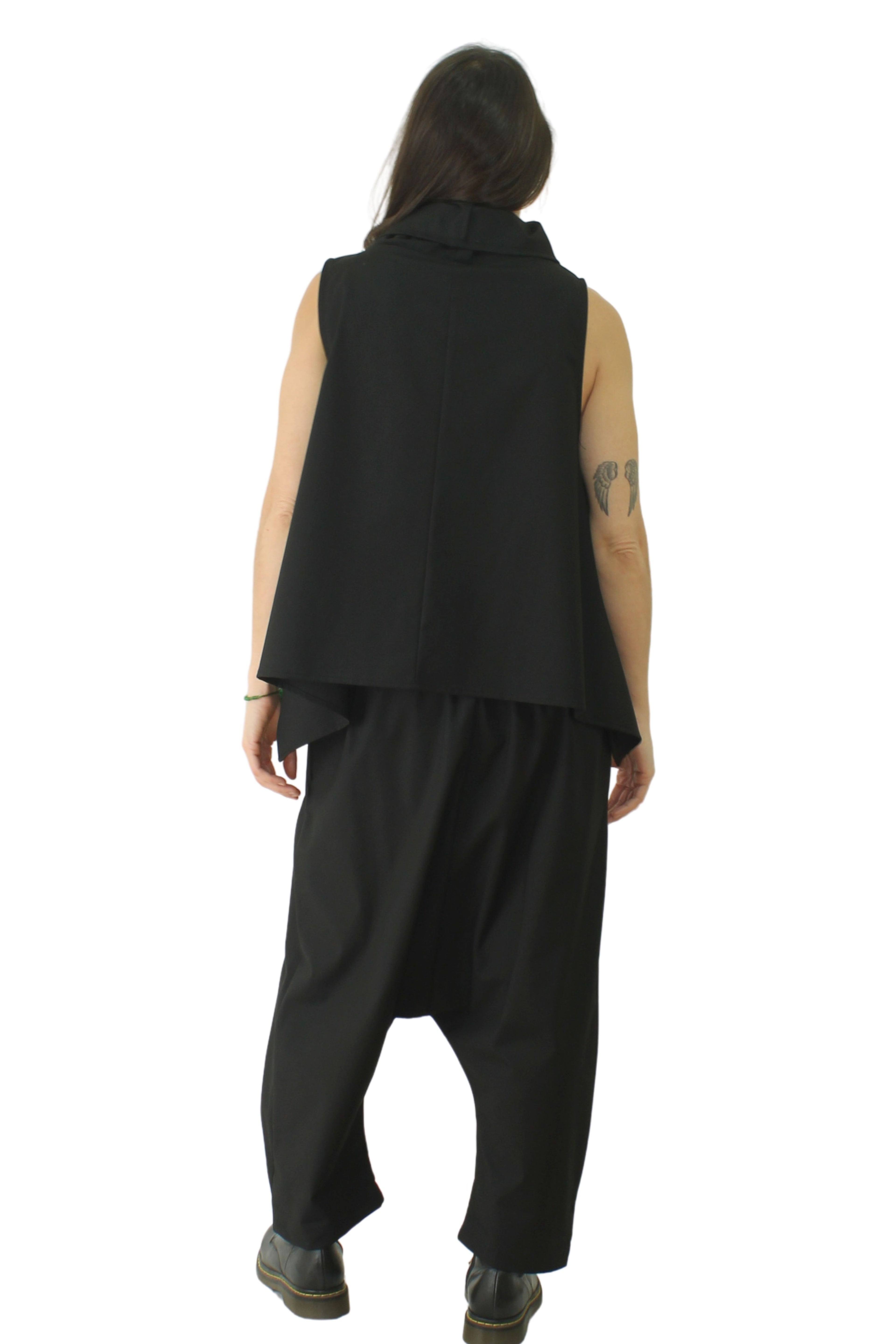 Chaleco Asimétrico Cuello Vuelto Wendy Trendy