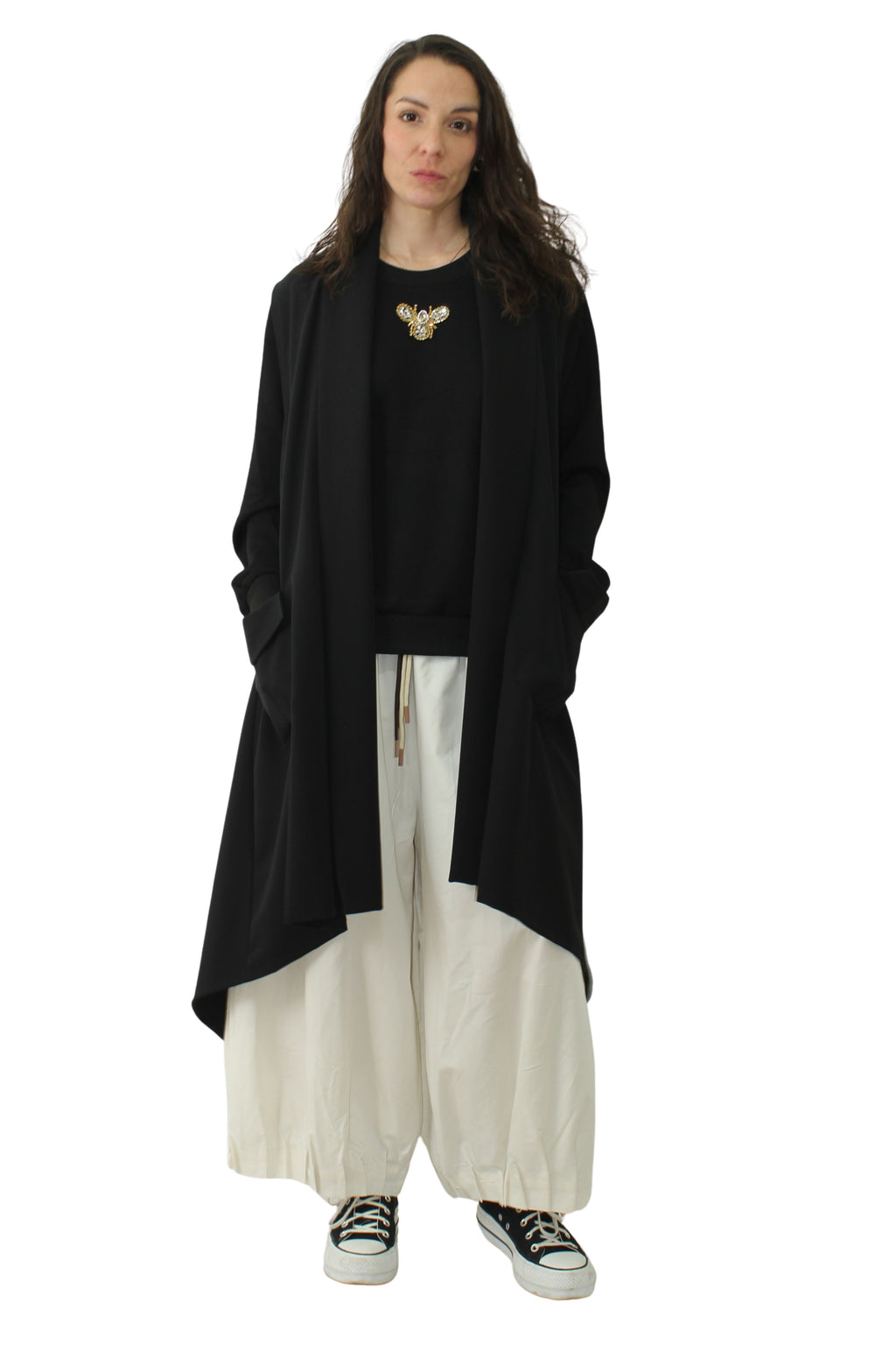 Chaleco Negro Sin Mangas Picos Desiguales - Jot_Milano