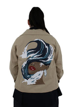 chaqueta con dibujo pintado en la espalda mujer con olas de jot_madrid