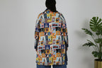chaqueta de nefelibata con detalles de bolsillos rotos y estampado multicolor en la espalada