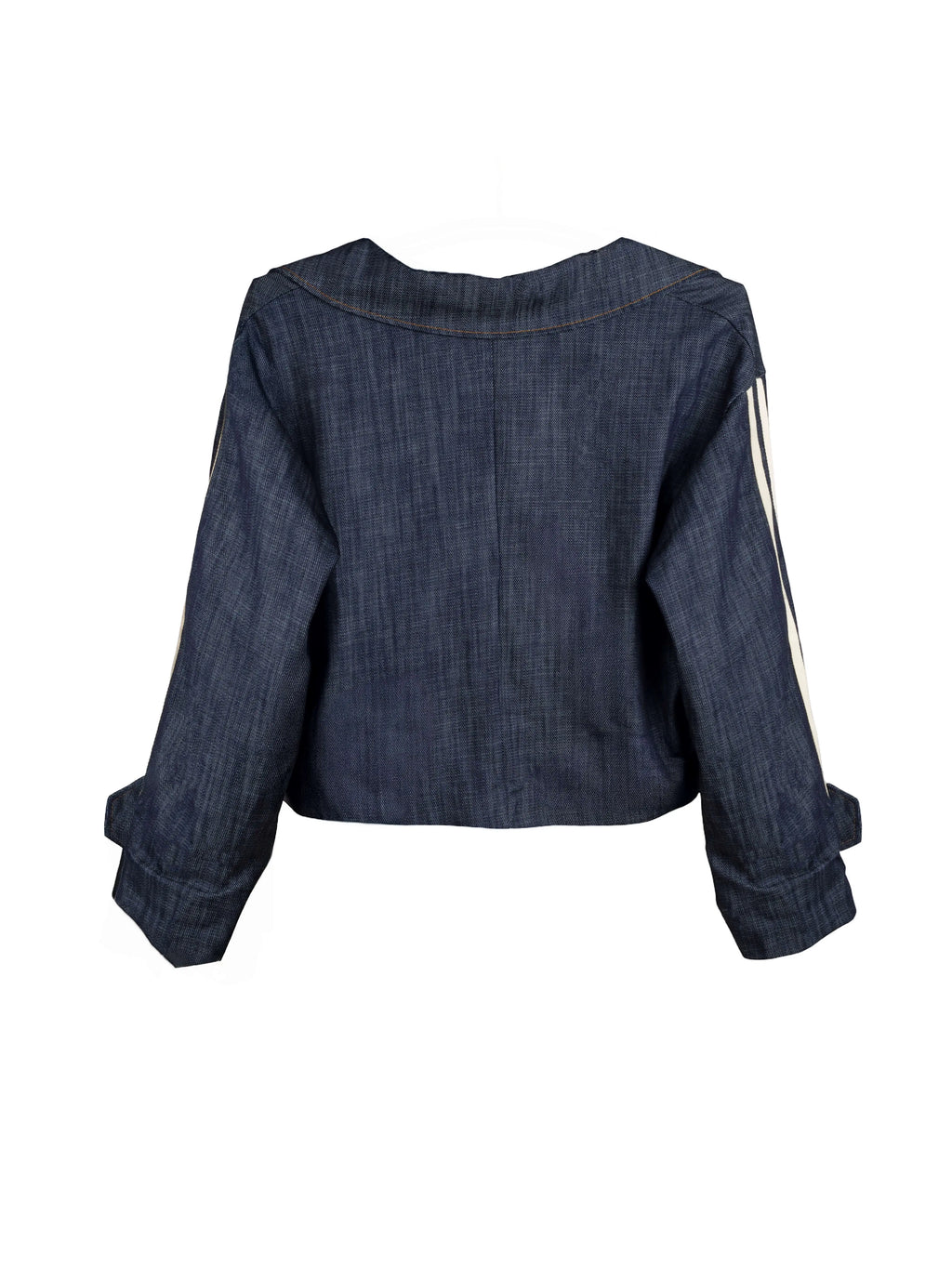 chaqueta vaquera con dos líneas en las mangas a conjunto con el pantalón de jot_madrid LYKKE