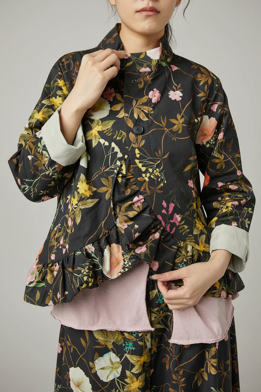 wendy trendy chaqueta estampada jardin floral en tonos marrones y verdes