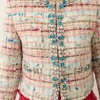 Chaqueta pedrería multicolor con solapa Nefelibata detalle